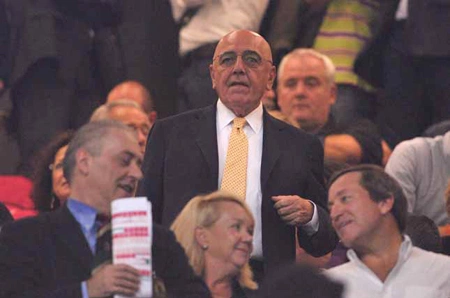 Adriano Galliani, Phó chủ tịch Milan... Adriano Galliani, Phó chủ tịch Milan...