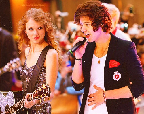 Taylor Swift và Harry Styles quen biết từ đầu năm nay. Harry từng bày tỏ sự hâm mộ, yêu mến dành cho người đẹp của Mỹ. Taylor Swift và Harry Styles quen biết từ đầu năm nay. Harry từng bày tỏ sự hâm mộ, yêu mến dành cho người đẹp của Mỹ.