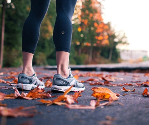 fall-running-244377-1368243757_500x0.jpg