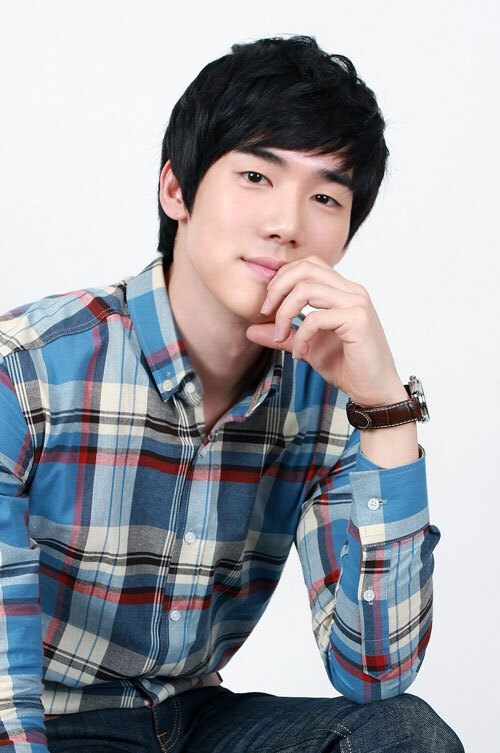 Yoo Yeon Suk gắn liền với hình ảnh "bad guy" sau khi tham gia một số tác phẩm như Yoo Yeon Suk gắn liền với hình ảnh "bad guy" sau khi tham gia một số tác phẩm như