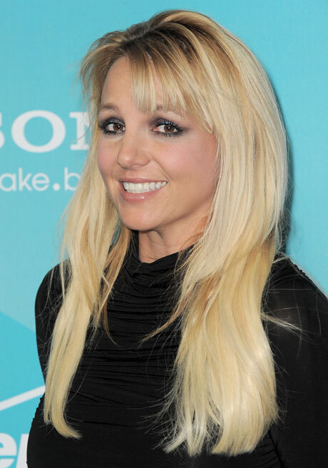 Năm nay, Britney Spears được khán giả yêu mến với vai trò mới khi làm giám khảo cuộc thi Tìm kiếm tài năng âm nhạc X Factor. Năm nay, Britney Spears được khán giả yêu mến với vai trò mới khi làm giám khảo cuộc thi Tìm kiếm tài năng âm nhạc X Factor.