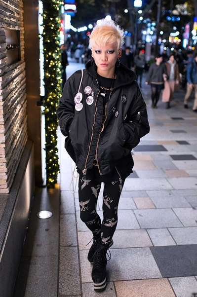 Ran into Chamii tonight in Harajuku. He's part of a group of Tokyo street fashion kids that wear lots of Boy London. Tonight's outfit featured a bomber jacket, platform boots, a tongue piercing and - of course - plenty of Boy London. Ran into Chamii tonight in Harajuku. He's part of a group of Tokyo street fashion kids that wear lots of Boy London. Tonight's outfit featured a bomber jacket, platform boots, a tongue piercing and - of course - plenty of Boy London.