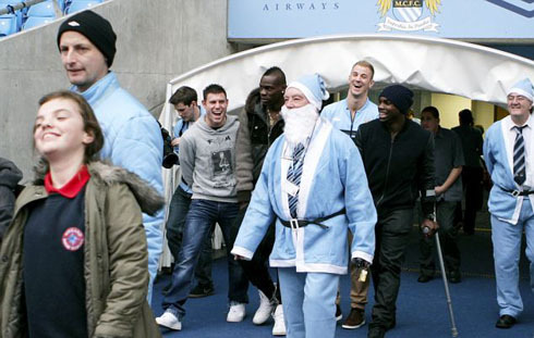 Mới đây, sân VĐV Etihad của Man City chào đón sự tới thăm của Mới đây, sân VĐV Etihad của Man City chào đón sự tới thăm của