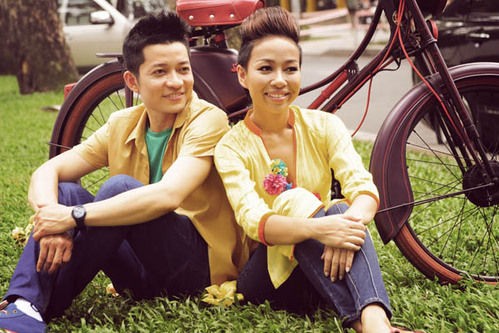 Tuy nhiên, trong mắt anh, 'Xấu Lạ' rất dễ thương và nhiệt tình. Tuy nhiên, trong mắt anh, 'Xấu Lạ' rất dễ thương và nhiệt tình.