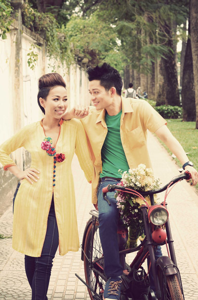 Bộ ảnh do stylist Tân Đà Lạt thực hiện, trang điểm Andy Phan, trang phục của Thuận Việt. Bộ ảnh do stylist Tân Đà Lạt thực hiện, trang điểm Andy Phan, trang phục của Thuận Việt.