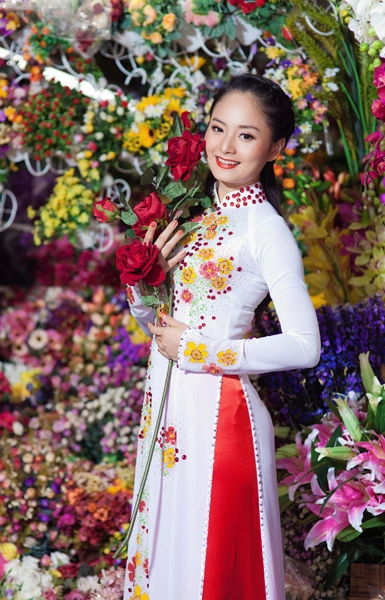 lan-phuong-8-267544-1368255894_600x0.jpg