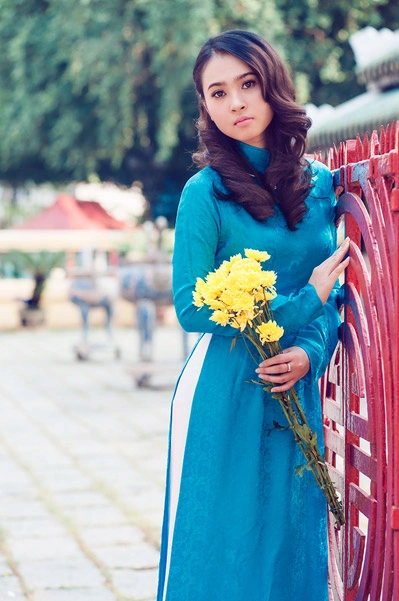 ton-nu-na-uy8-264079-1368260443_600x0.jp