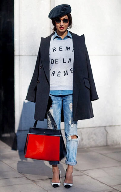 Bụi bặm với quần jeans rách xắn gấu Bụi bặm với quần jeans rách xắn gấu