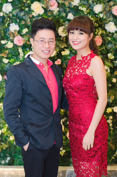 MC Trịnh Lê Anh cũng có mặt tại sự kiện và hội ngộ với Hoàng Thùy Linh. MC Trịnh Lê Anh cũng có mặt tại sự kiện và hội ngộ với Hoàng Thùy Linh.