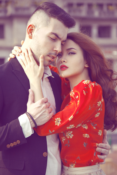 Nữ ca sĩ cũng từng xuất hiện trên sân khấu cuộc thi vào năm ngoái với tư cách là khách mời. Nữ ca sĩ cũng từng xuất hiện trên sân khấu cuộc thi vào năm ngoái với tư cách là khách mời.