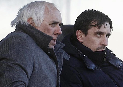 Gary Neville và bố, ông Neville Neville.