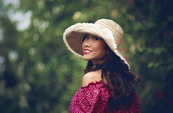 Ca sĩ Đoan Trang trở lại với showbiz sau thời gian im ắng bằng vai trò giám khảo khách mời của 'Bước nhảy hoàn vũ' tối 30/3.