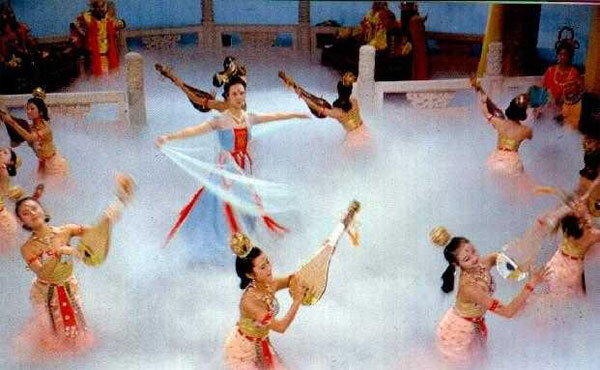 Những hình ảnh đẹp ăn sâu vào tâm trí khán giả về một Hằng Nga xinh đẹp. Những hình ảnh đẹp ăn sâu vào tâm trí khán giả về một Hằng Nga xinh đẹp.