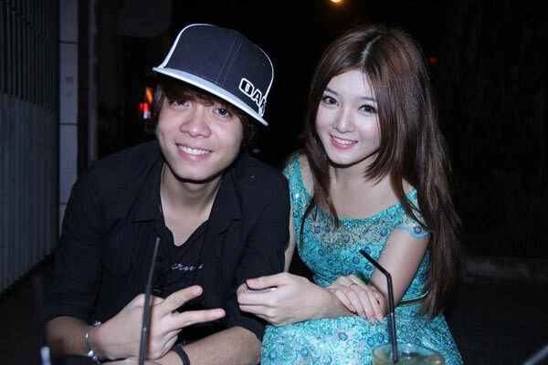 Một người bạn của nam ca sĩ Bùi Anh Tuấn Một người bạn của nam ca sĩ Bùi Anh Tuấn