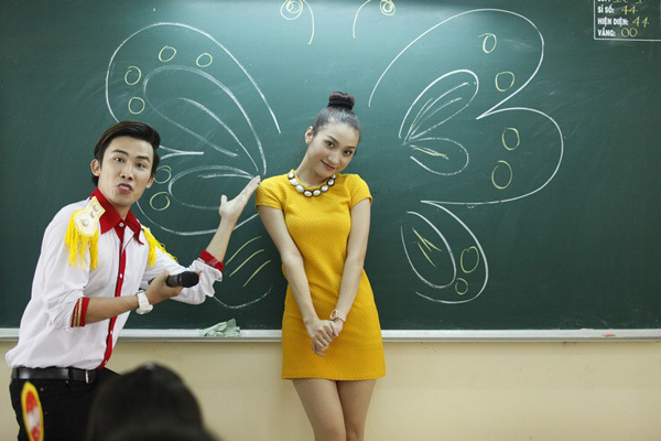 Ca sĩ Chí Thiện là đội trưởng của Cao Mỹ Kim. Ca sĩ Chí Thiện là đội trưởng của Cao Mỹ Kim.