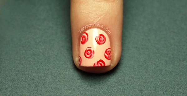 nail-hoa-5-470162-1368591923_600x0.jpg
