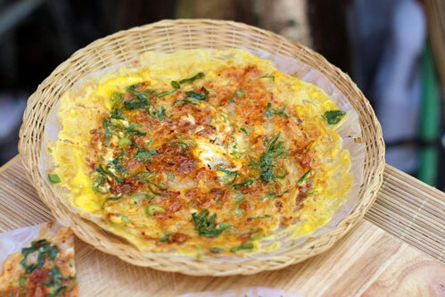 Món đặc sản Đà Lạt nay đã có mặt ở các hàng quán vỉa hè Sài Gòn lẫn Hà Nội với hương vị mới lạ, hấp dẫn. Ở nhà bạn cũng có thể dễ dàng làm được đấy.