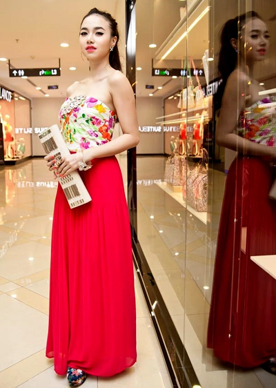Tối 23/5, Đinh Ngọc Diệp Tối 23/5, Đinh Ngọc Diệp