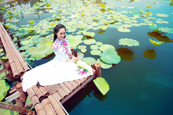 thanh-thuy1-558530-1374324862_600x0.jpg