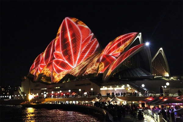 sydney5-551020-1370664055_600x0.jpg