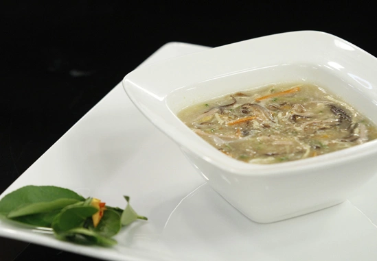 Sữ kết hợp giữa thịt gà với các nguyên liệu như Sữ kết hợp giữa thịt gà với các nguyên liệu như