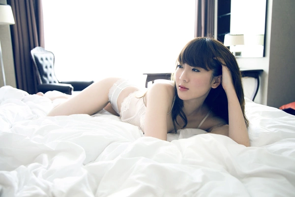 yen-nhi10-800740-1371551320_600x0.jpg