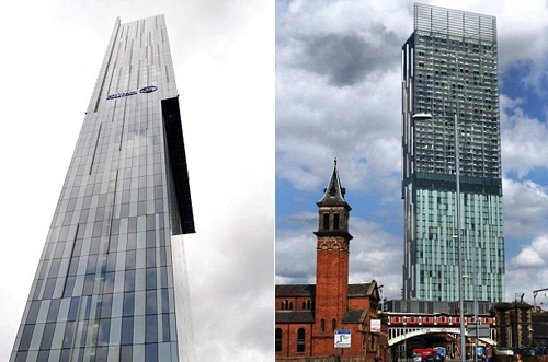 Căn hộ gồm 4 phòng ngủ của Phil Neville nằm ở tầng 45 của Beetham Tower, tòa tháp có 47 tầng ở Greater Manchester. Căn hộ gồm 4 phòng ngủ của Phil Neville nằm ở tầng 45 của Beetham Tower, tòa tháp có 47 tầng ở Greater Manchester.