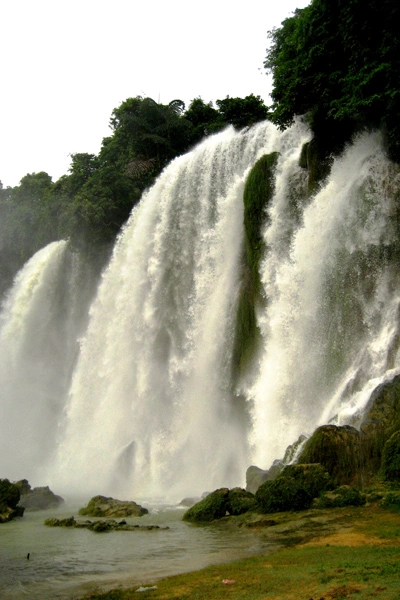 Bản hùng ca của nước.