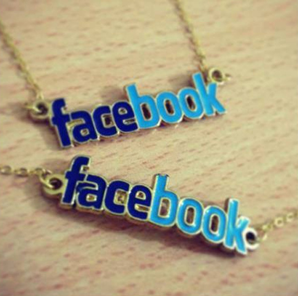 Dây mặt chữ Facebook. Dây mặt chữ Facebook.