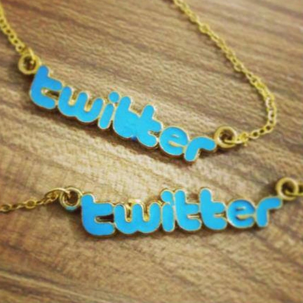 Dây Twitter màu xanh đẹp mắt. Dây Twitter màu xanh đẹp mắt.