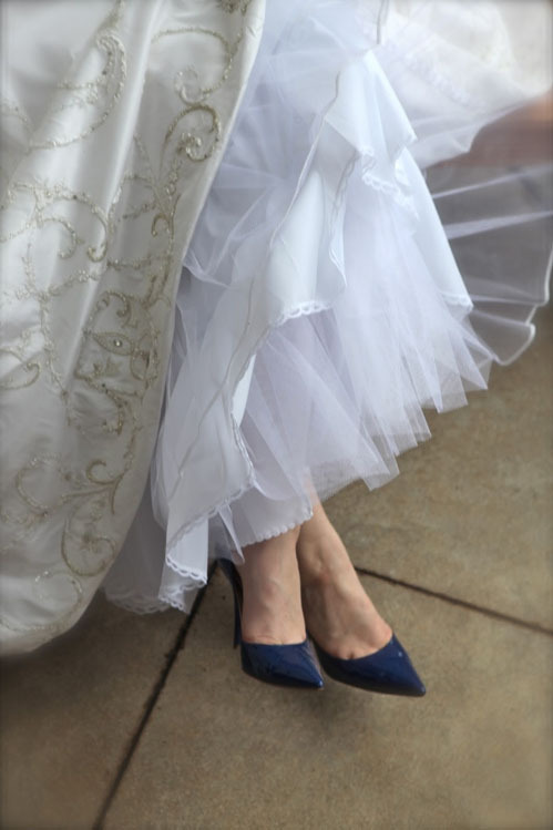 blue-bridal-shoes-10-236535-1373133858_5