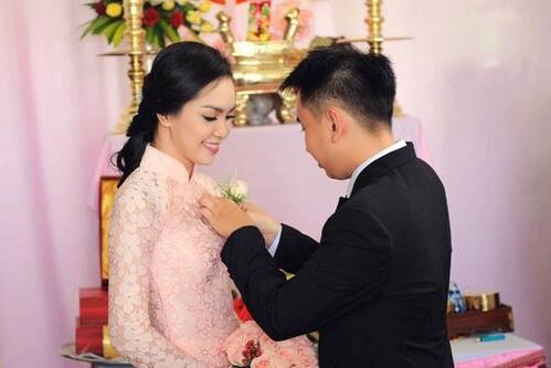 aodai-190117-1373597605_500x0.jpg