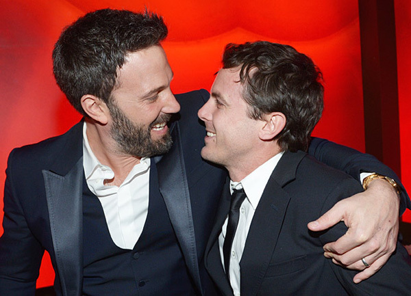 Tài tử Ben Affleck có người em trai tài năng là Casey Affleck. Tài tử Ben Affleck có người em trai tài năng là Casey Affleck.