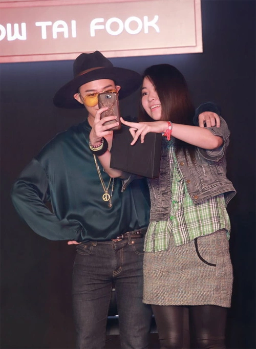 G-Dragon-7-6337-1414577146.jpg