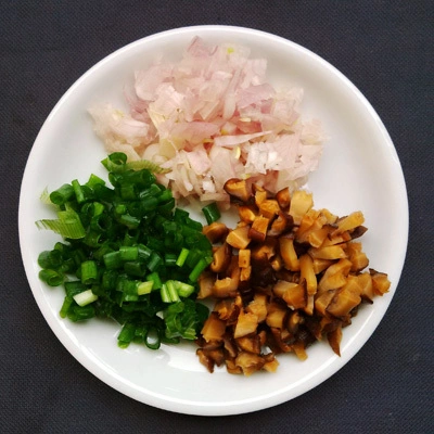 chao-trung-thit-bam-am-bung-ngay-lanh-tang-cuong-1