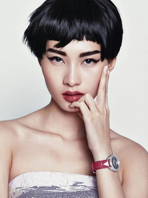 dang-thu-thao-an-tuong-voi-vay-phuong-my-5
