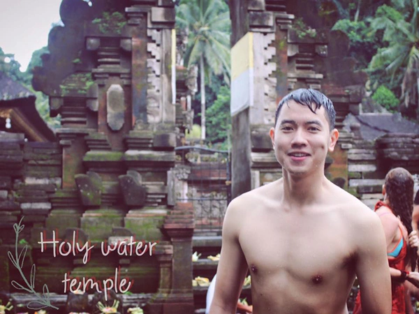 co-truong-9x-dep-trai-me-mn-du-lich-bali-2