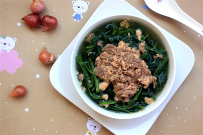 canh-rau-muong-nau-rieu-cua-6