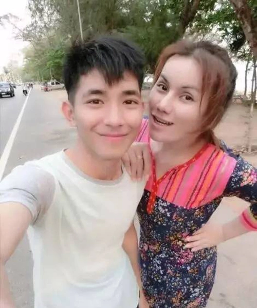Bow và bạn trai hiện tại.