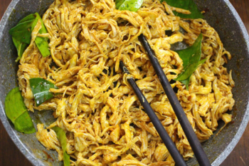 Khô gà lá chanh ăn vặt ngày Tết - 2