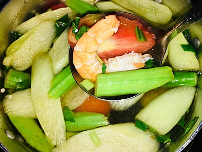 Canh chua tôm thanh mát trưa hè - 2