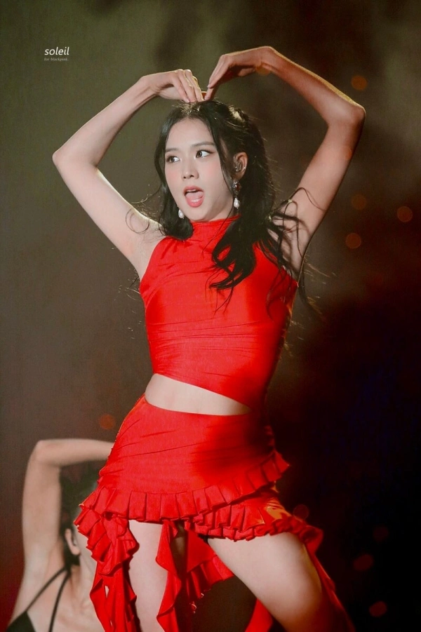 Blackpink favor Vietnamese fashion brands - VnExpress International Image Đỗ Duy Mạnh image beautiful - Blackpink favor Vietnamese fashion brands - VnExpress International