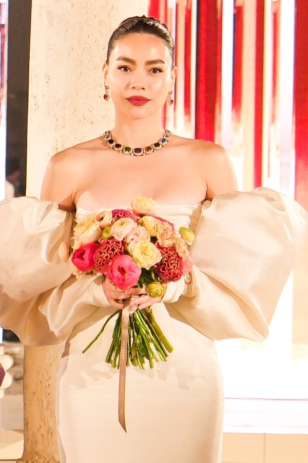 Singer Ho Ngoc Ha meets Taiwanese actress Shu Qi at Bulgari event ... Image Ngọc Hà image beautiful image beautiful image beautiful image beautiful image beautiful image beautiful image beautiful - Singer Ho Ngoc Ha meets Taiwanese actress Shu Qi at Bulgari event ...