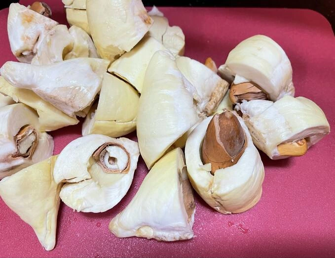 Canh sầu riêng nấu sườn - 2