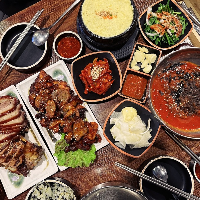 Linh Rin ăn sập Seoul trong 5 ngày - 5