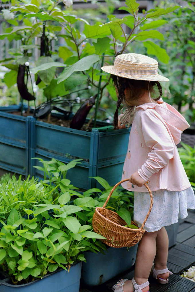 Với cô, trong tất cả, rau muống vẫn là loại yêu thích nhất vì gợi nhớ tuổi thơ và hương vị quê nhà.