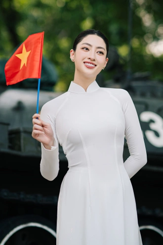 Lương Thùy Linh
