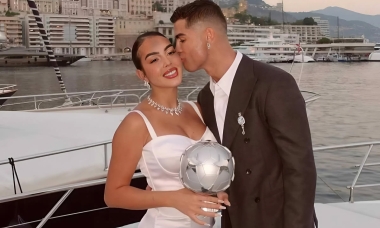 Nhẫn đính hôn siêu khủng của C. Ronaldo - Ngôi sao