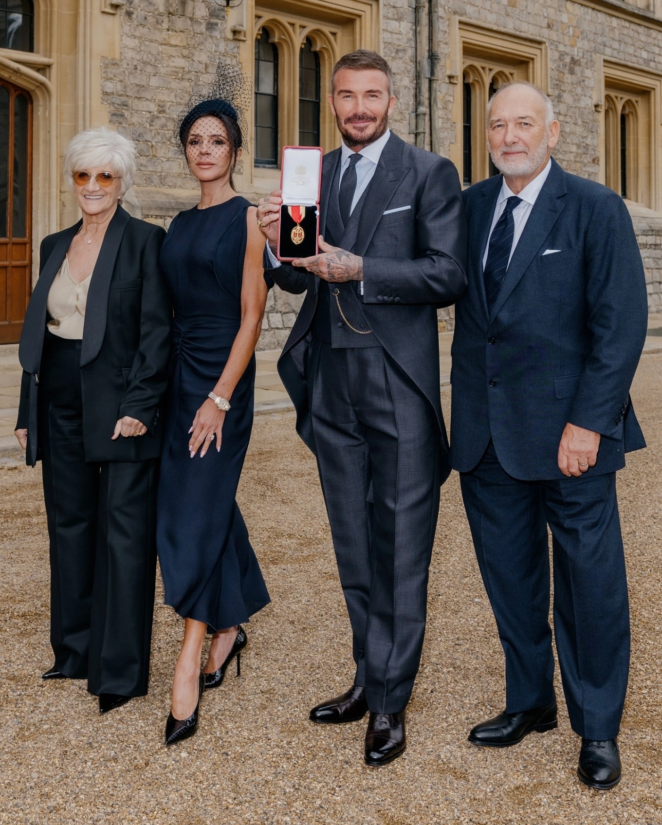 David Beckham được Vua Charles III phong tước hiệp sĩ - Ngôi sao