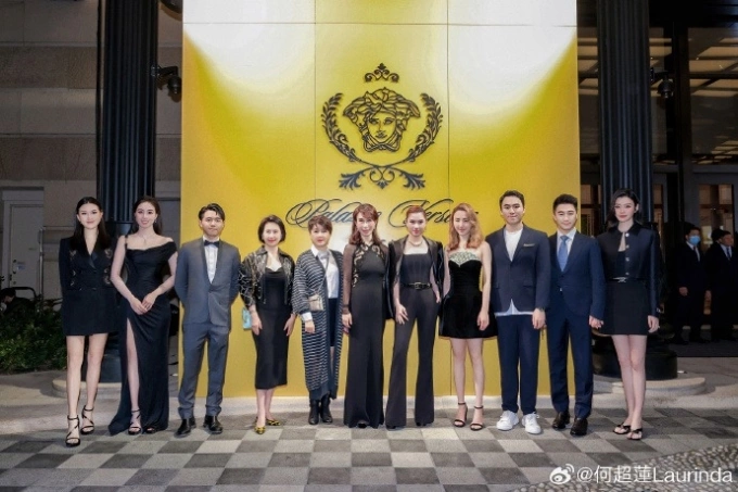 The children of casino tycoon Stanley Ho attend the opening ceremony of Palazzo Versace Macau, the first Versace hotel in Asia, in Macau. Photo from Laurinda Ho’s Weibo